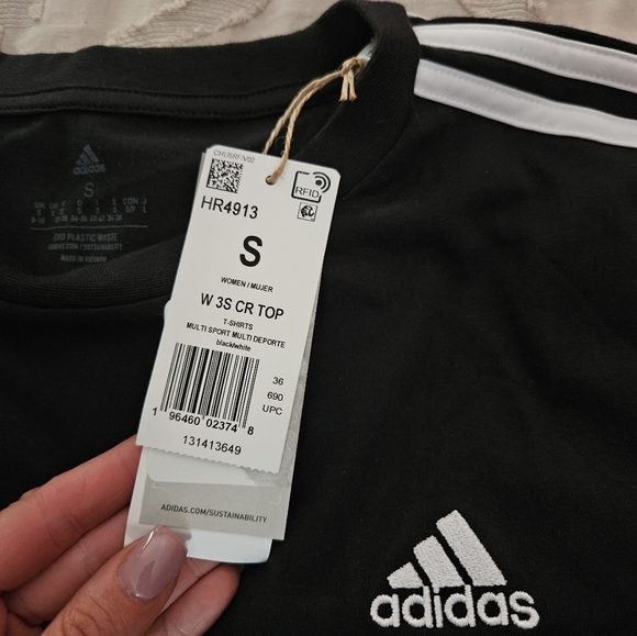 Adidas top - Picture 3 of 4